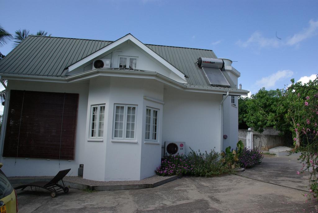 Вілла Le Domaine De Bacova Pointe Au Sel Екстер'єр фото